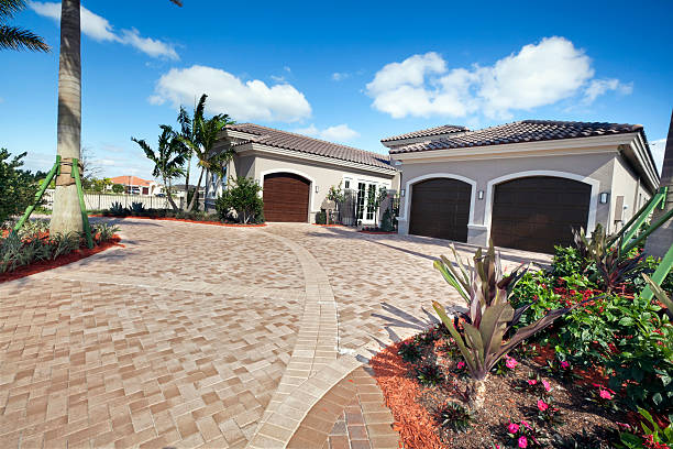 Best Commercial Driveway Pavers  in South Brooksville, FL